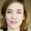 Laurence Garel as Assistante radiologie