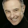 Manel Barceló as Doctor