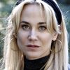 Anja Lundqvist as Karin