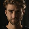 Marek Lambora as Král Miroslav (voice)