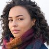 Abbie Hern as Mae