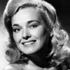 Doris Merrick as Linda Conquest Murdock