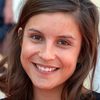 Flore Bonaventura as Isabelle de Groote - la babysitter