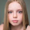 Emily Dargan as Young Lucy