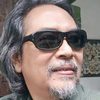 Budi Ros as Kakek Hari