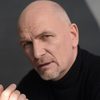 Igor Kujawski as Detective's assistant