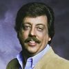 Harold Reid as Himself (as The Statler Brothers)