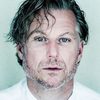 Dirk Borchardt as Clubchef Tom
