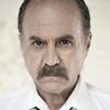 Steve Bannos as Annie's Mistaken Husband