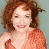 Nancy McLoughlin as Lizbeth