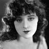Jobyna Ralston as Peggy