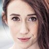 Kayla Harrity as Amy