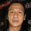 Pongpat Wachirabunjong as Undertaker