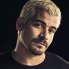 Thiago Martins as Roni
