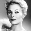 Kim Novak as Lillian Anderson Munnsen