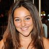 Michaela Brooks as Young Victoria (age 11)