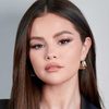 Selena Gomez as Self - Audience Member (uncredited)