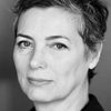 Marina Saura as Le médecin d'Hanna