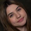 Gracie Whitton as Libby…