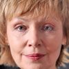 Olga Belyavskaya as певица самодеятельного ансамбля Оля