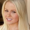 Anna Sophia Berglund as Star Angel