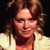 Melinda Dillon as Teresa