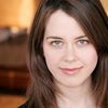 Rini Bell as Kasey