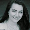 Chelsi Stahr as Susan