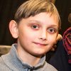 Vincent Wettergren as Harry