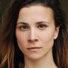 Aylin Tezel as Stachelschwein Epi (voice)