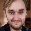 Lue Støvelbæk as Knud Skov