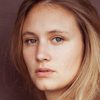 Jeanne Ruff as Claire