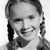 Connie Marshall as Betsy Blandings