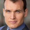 Travis Joe Dixon as Lieutenant Grant