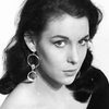 Marie Devereux as Maggie Mason (uncredited)