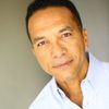 Jorge Noa as Farmhand 2