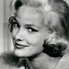 Beverley Owen as Susan
