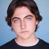 Armen Nahapetian as Teen Beau