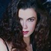 Elizabeth Berridge as Constanze Mozart