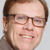 Jan Hertz as Realtor
