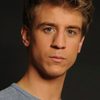 Timo Descamps as Shane Lyons