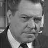Kelly Thordsen as Policeman