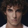 Miguel Herrán as Darío