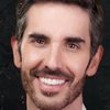 Pedro Prieto as chico comprador