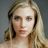 Skyler Day as Ashleigh Maddox
