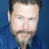 Dean McDermott as Plumber