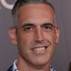Adam Cantor as Les