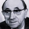 Bruno Hübner as Prof. Kreuzkamm