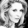 Jeanne Colletin as Ariane