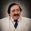 Alfredo Wally Barrón as Don Alfredo, panadero